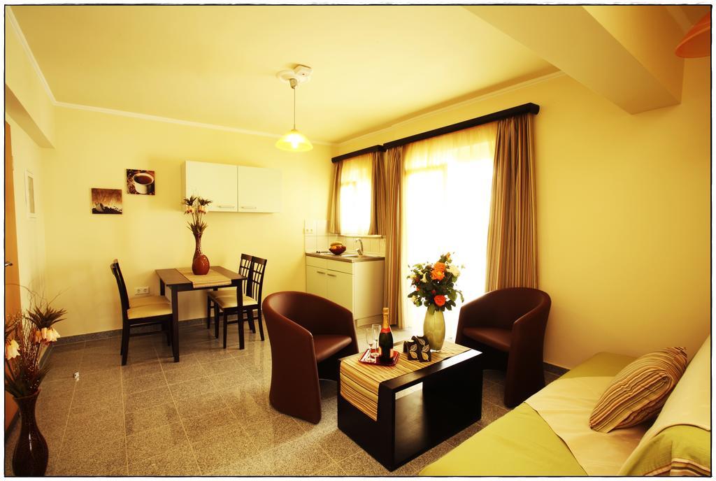 Comfort Hotel Apartments Rhodes City Ruang foto