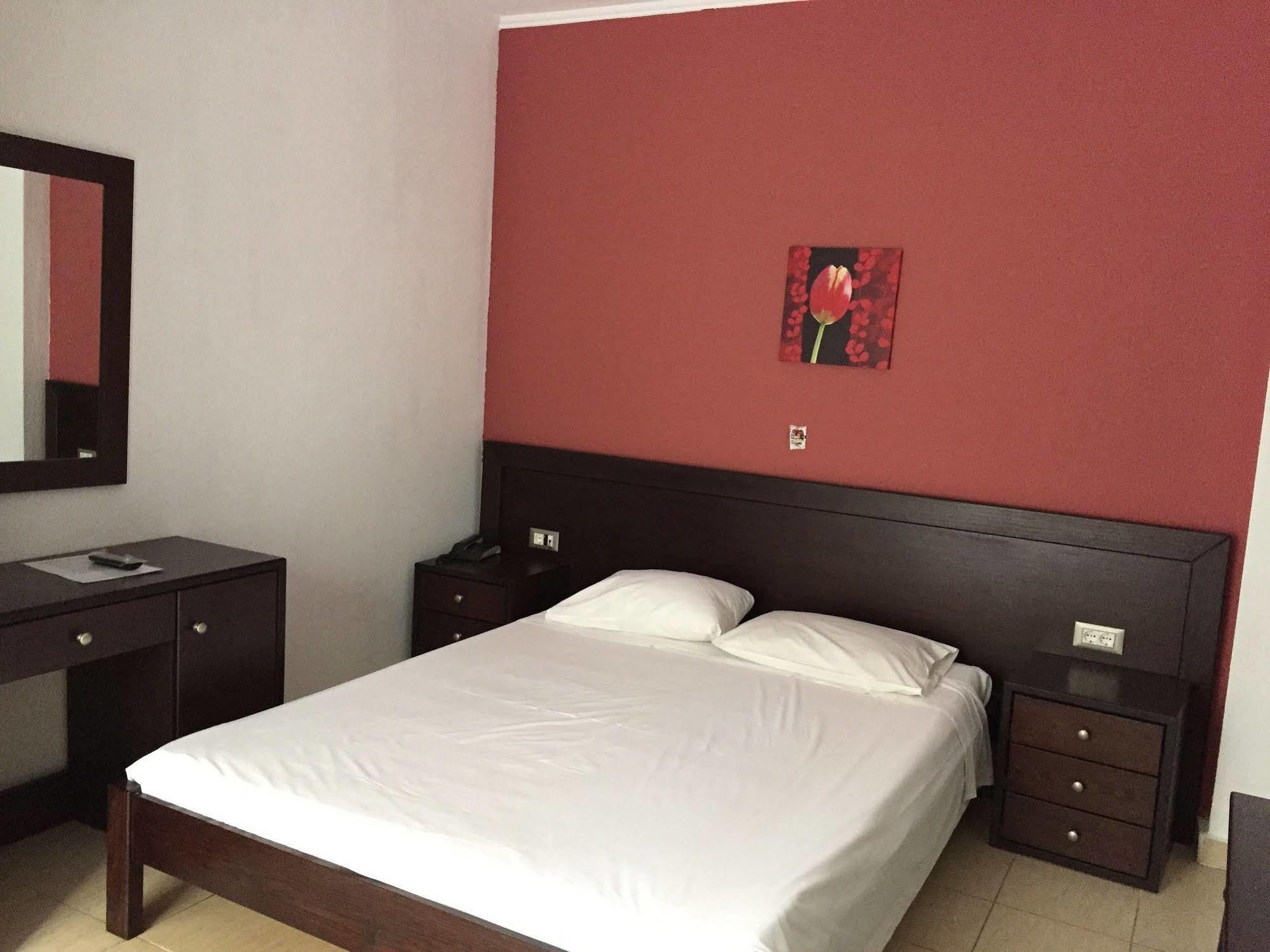 Comfort Hotel Apartments Rhodes City Bagian luar foto